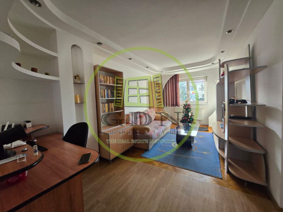 Apartament de închiriat - 3 camere | 72 mp | Ștrand 