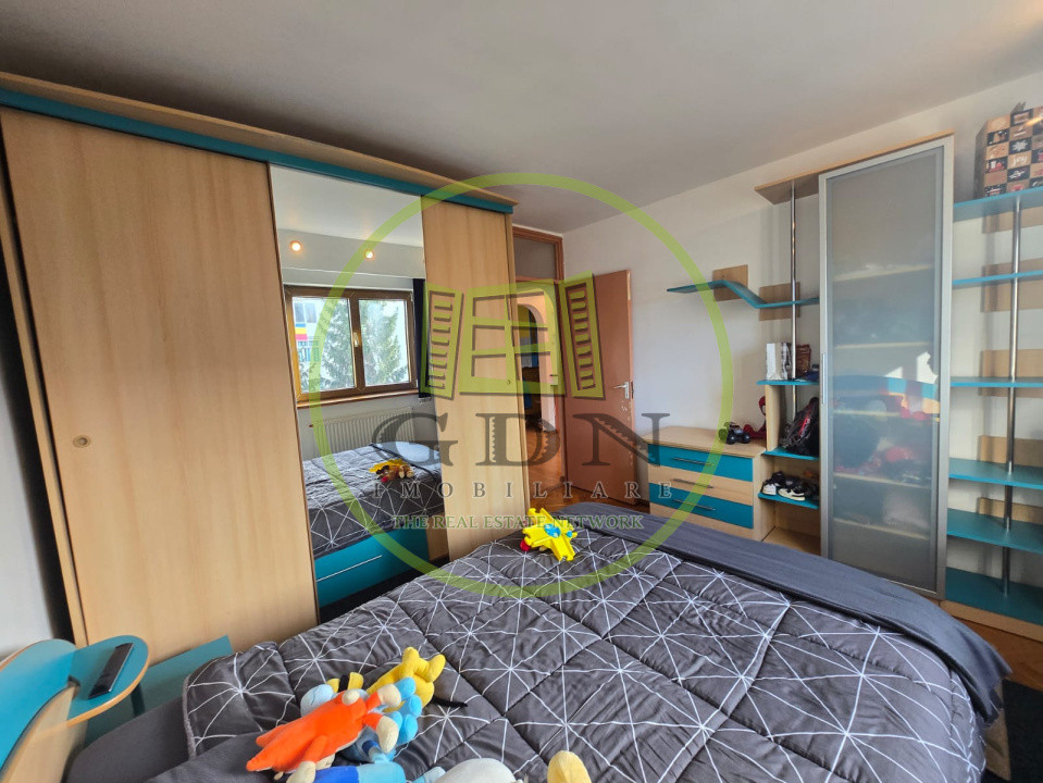 Apartament de închiriat - 3 camere | 72 mp | Ștrand 