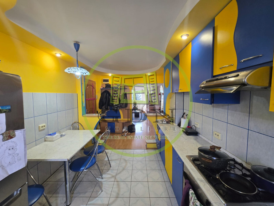 Apartament de închiriat - 3 camere | 72 mp | Ștrand 