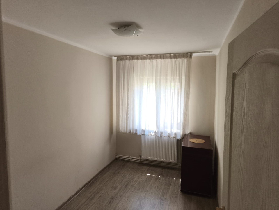 APARTAMENT DE VANZARE, 3 CAM,PARTER
