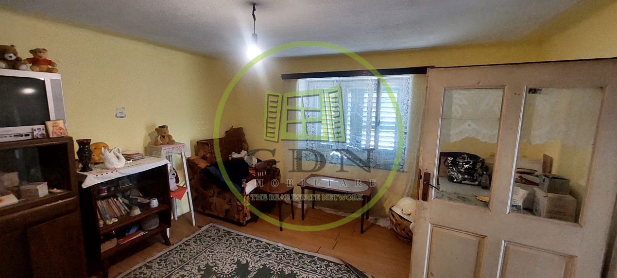 Casa 4 camere cu teren de 1429mp spre vanzare in Altina