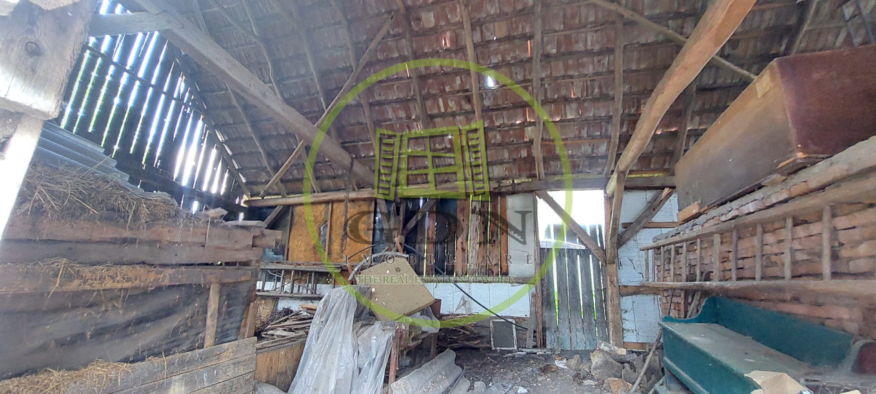 Casa 4 camere cu teren de 1429mp spre vanzare in Altina