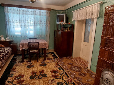 Casa 4 camere cu teren de 1429mp spre vanzare in Altina