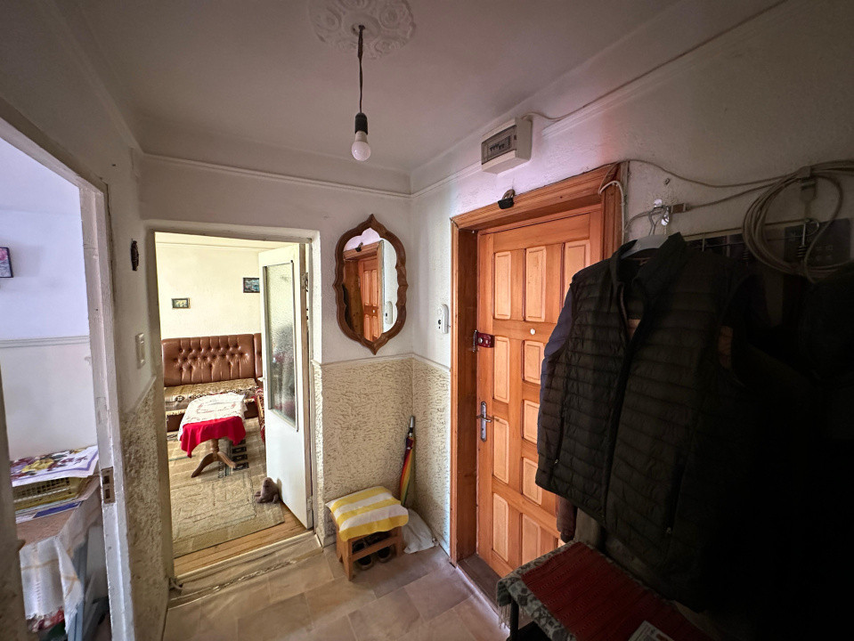 Apartament spațios cu 3 camere, 72 mp utili, etaj 4/4 – zonă SUD, cu facilități