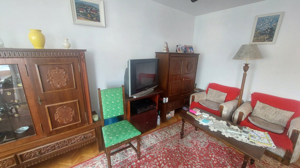 Apartament 3 camere decomandat, etajul 2, zona Gradina Botanica