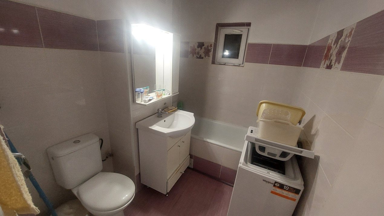 Apartament 3 camere decomandat, etajul 2, zona Gradina Botanica