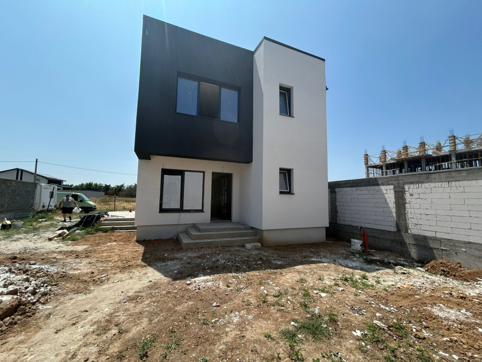 Casa P+1, 274 mp teren, 100 mp utili, Carcea, zona Selgros