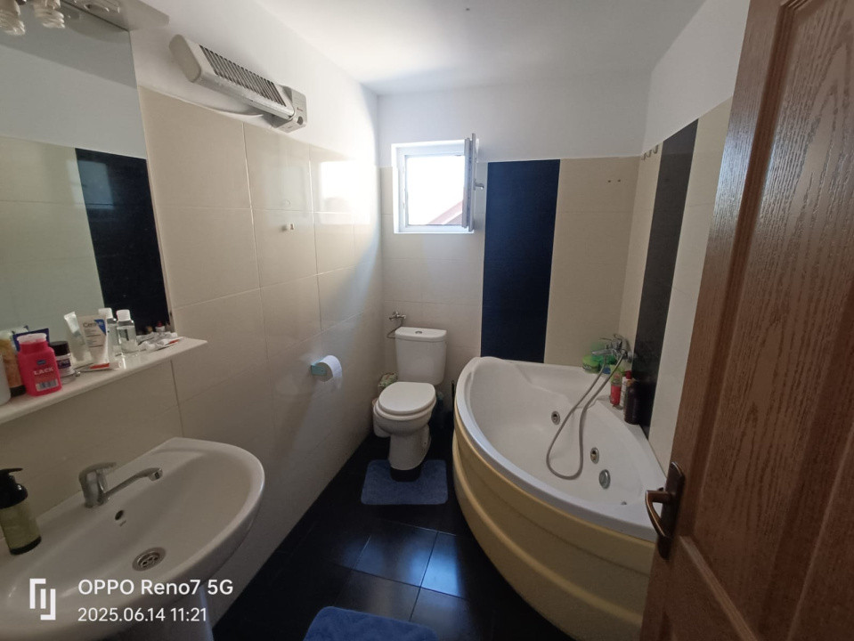 Casă vilă de vânzare în mun. Reghin, zona Unirii.