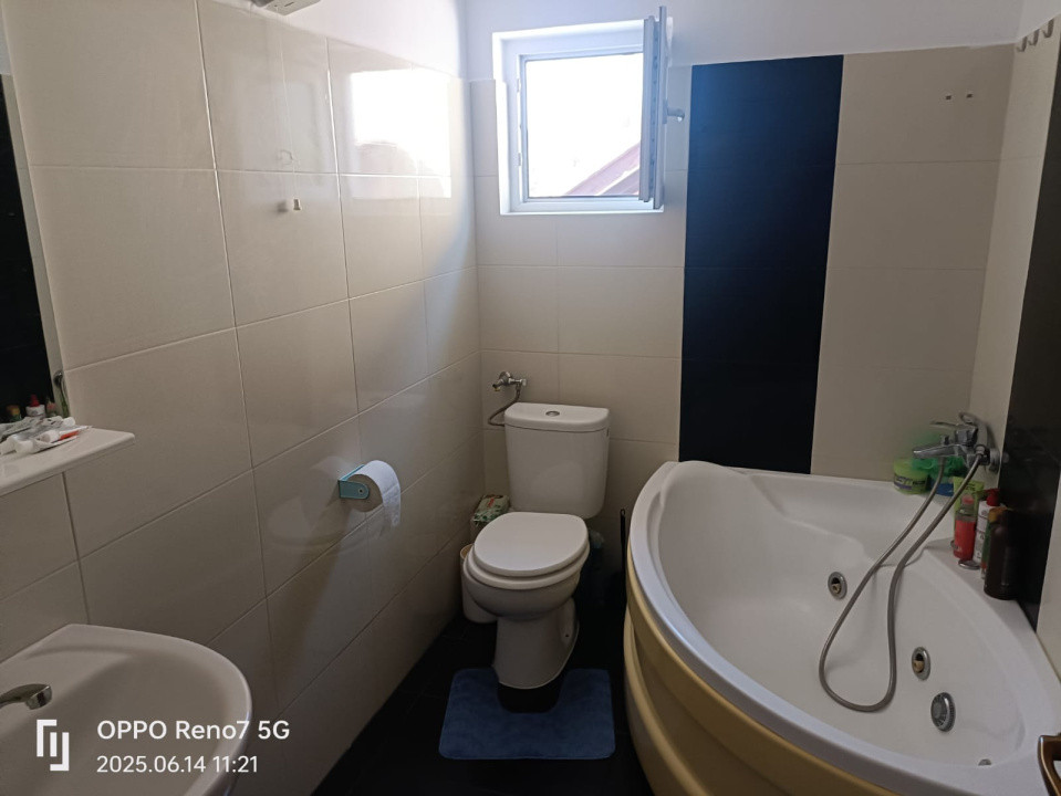 Casă vilă de vânzare în mun. Reghin, zona Unirii.