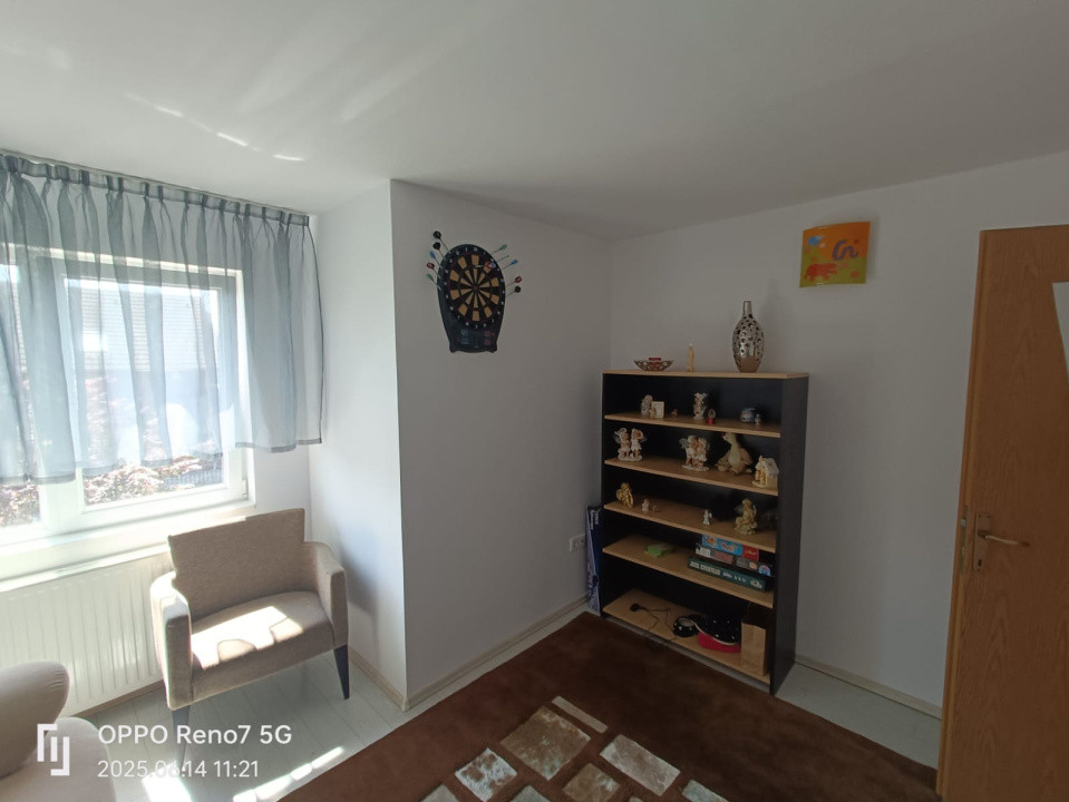 Casă vilă de vânzare în mun. Reghin, zona Unirii.