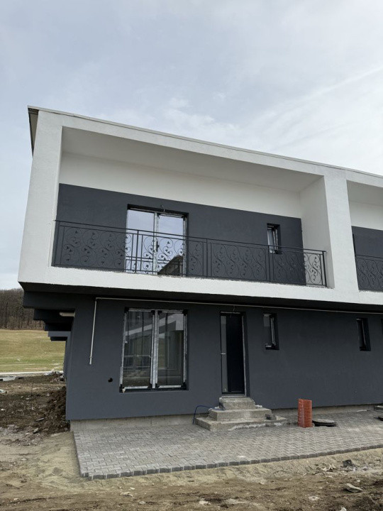 🏡 Casă nouă de vânzare la intrare în Rășinari | 120 mp | 2 nivele |
