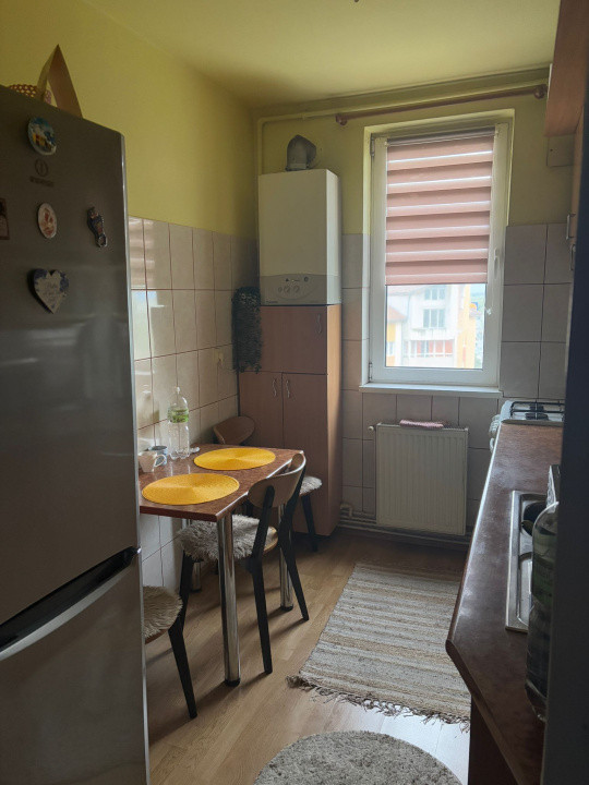 Apartament 3 camere  de închiriat  | 51 mp • 1 balcon  | Mihai Viteazu