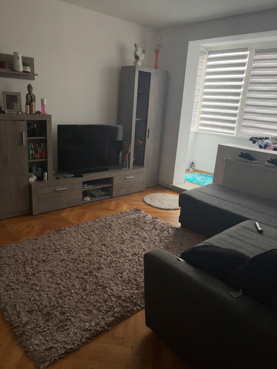 Apartament 3 camere  de închiriat  | 51 mp • 1 balcon  | Mihai Viteazu