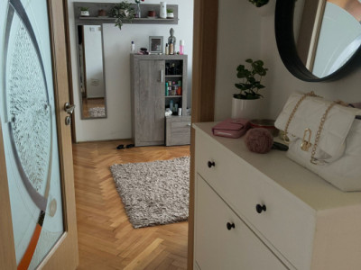 Apartament 2 camere  de închiriat  | 51 mp • 1 balcon  | Mihai Viteazu