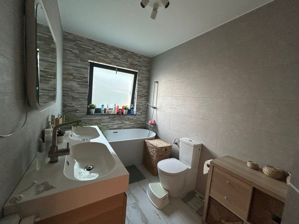 Casa plan parter, 400 mp, 115 mp utili, cartier Popoveni