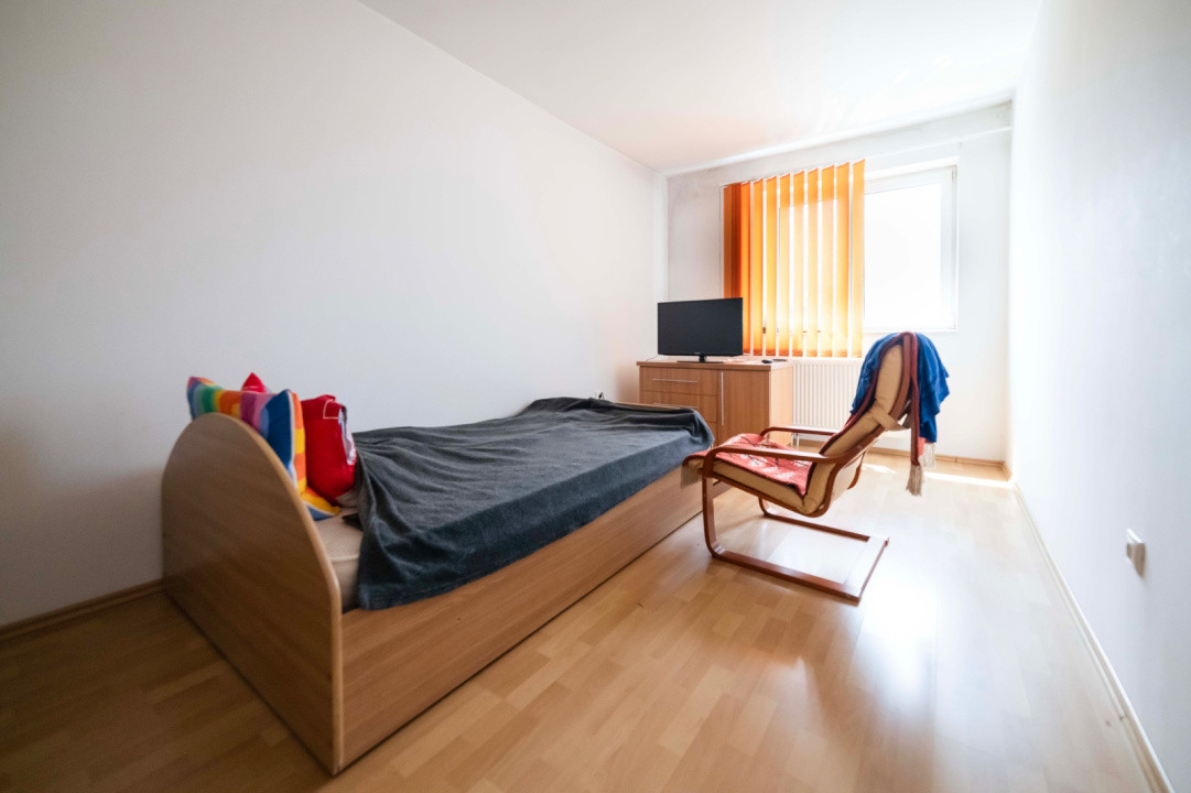 Vila in Andrei Muresanu 6 camere, teren 600 mp