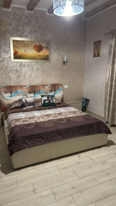 CASA DE VANZARE/ ZONA CRANG PETRESTI