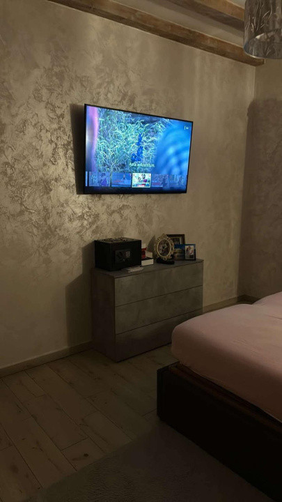 CASA DE VANZARE/ ZONA CRANG PETRESTI