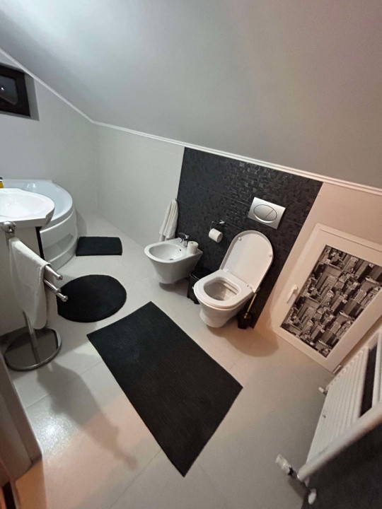 CASA DE VANZARE/ ZONA CRANG PETRESTI
