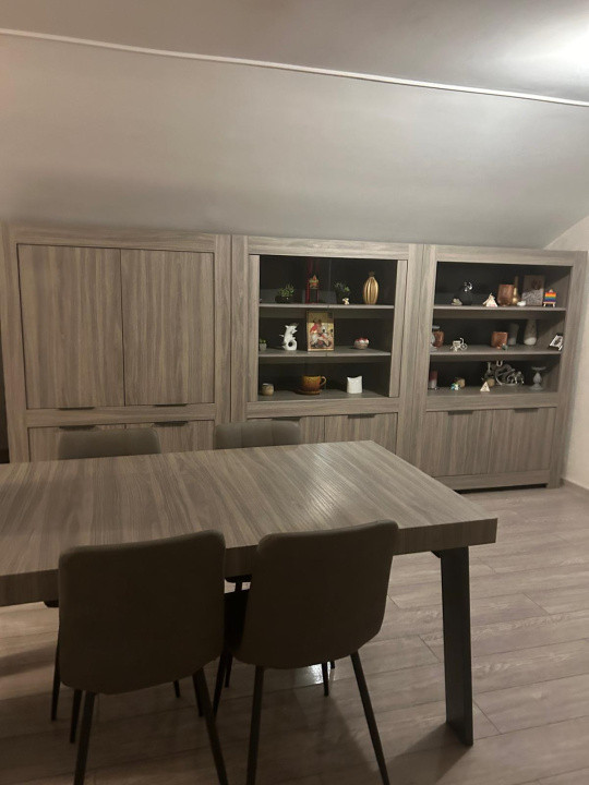 CASA DE VANZARE/ ZONA CRANG PETRESTI