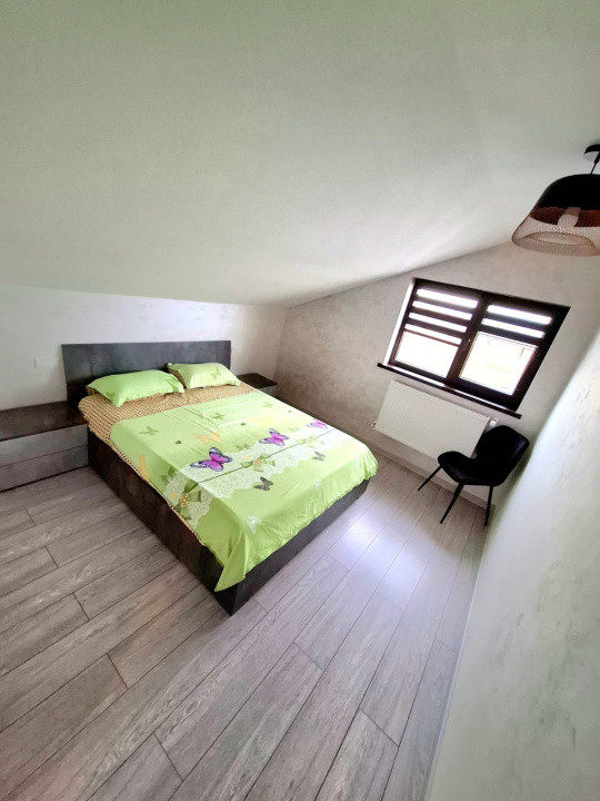 CASA DE VANZARE/ ZONA CRANG PETRESTI