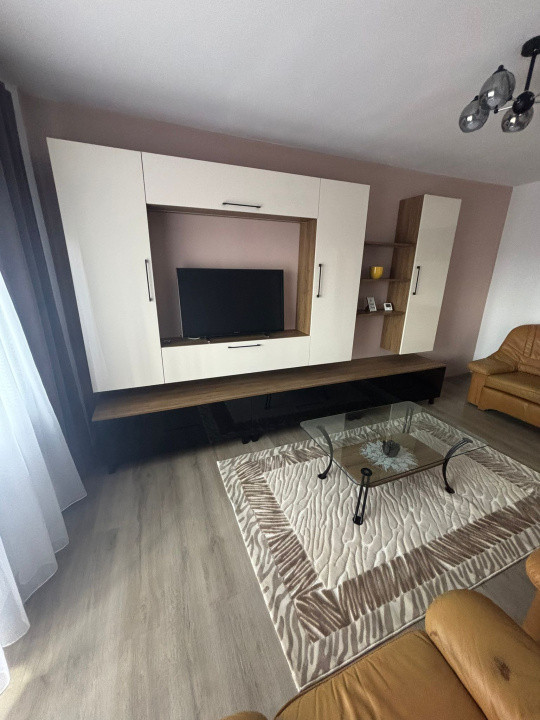 Apartament 2 camere, decomandat, 71mp, zona Ștrand 