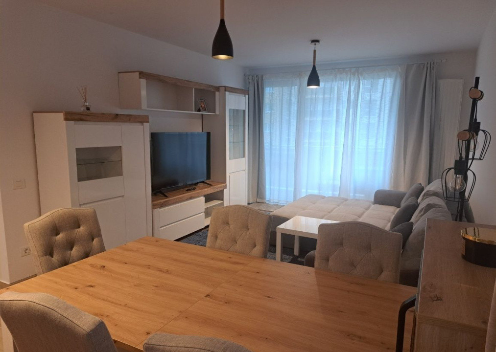 Închiriere apartament 2 camere + birou opțional – Urban Plaza, Brașov