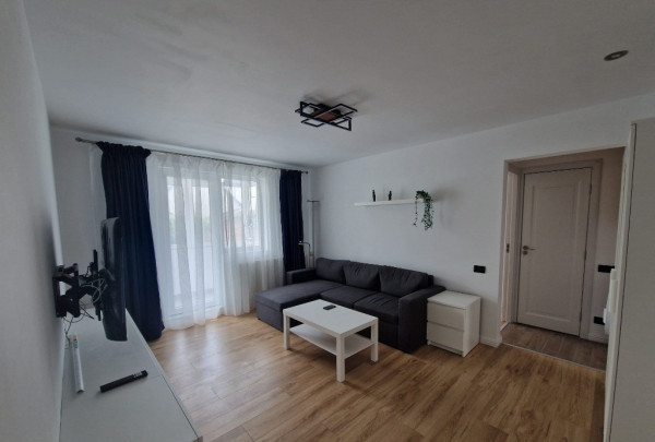 Închiriere apartament 2 camere – Tractorul, Str. Codrul Cosminului – 450€/lună