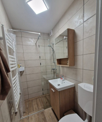 Închiriere apartament 2 camere – Tractorul, Str. Codrul Cosminului – 450€/lună