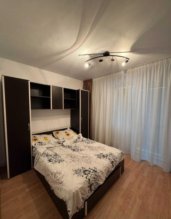Închiriere apartament 4 camere – Calea București, Cartier Astra, Brașov