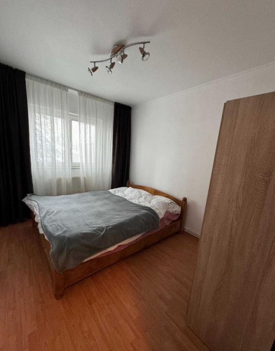 Închiriere apartament 4 camere – Calea București, Cartier Astra, Brașov