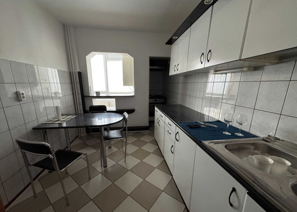Închiriere apartament 4 camere – Calea București, Cartier Astra, Brașov