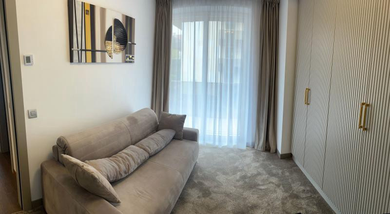 Închiriere ap. de lux, 4 camere, 3 băi, 3 terase, Bună Ziua