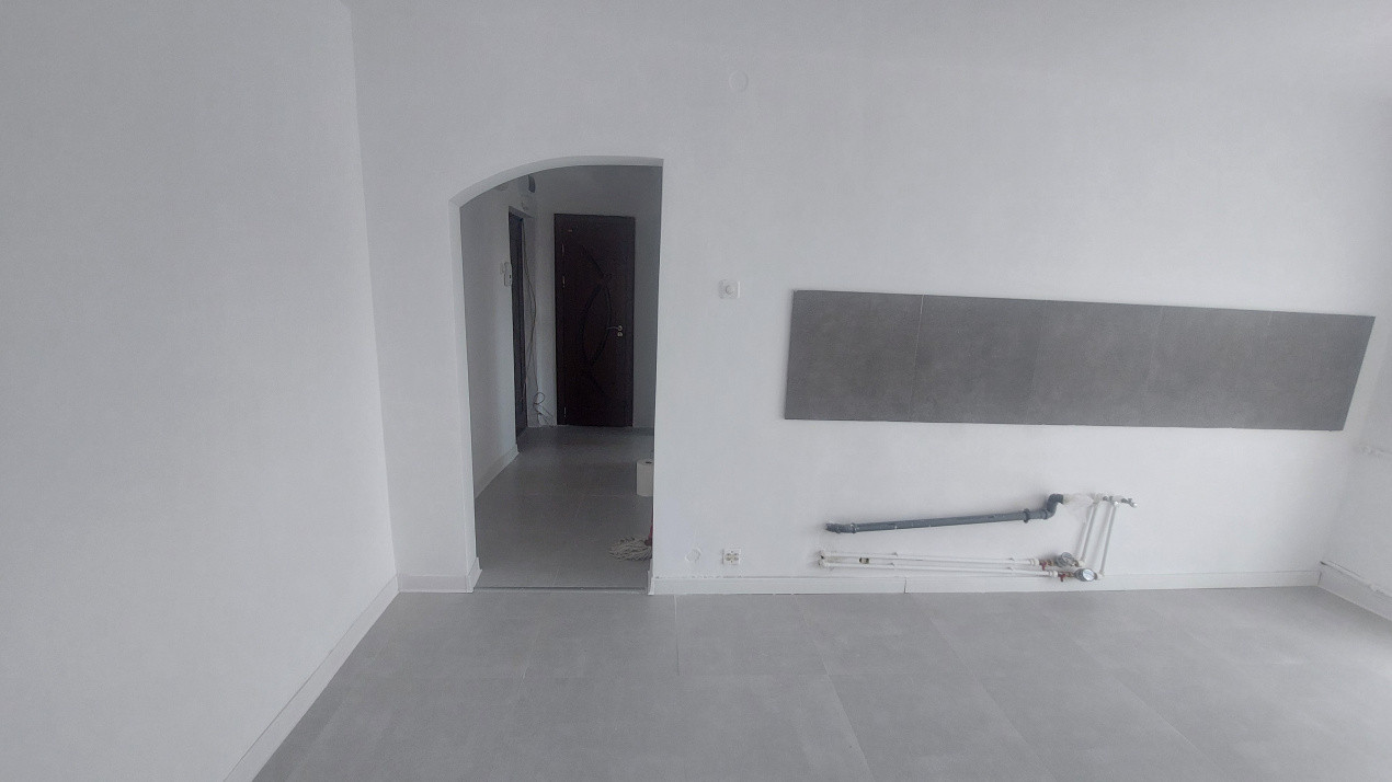  Apartament 3 camere open space, etajul 10, Craiovita zona Niela