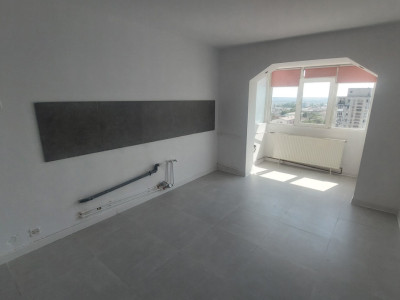  Apartament 3 camere open space, etajul 10, Craiovita zona Niela