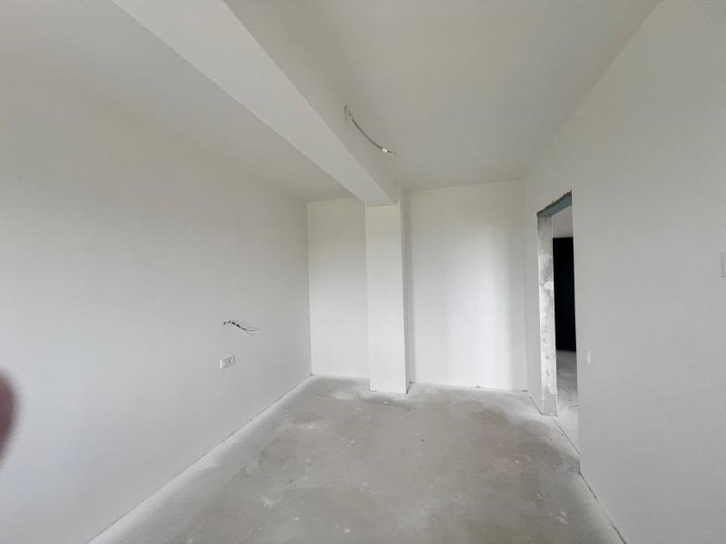 Oportunitate! Apart. finisat,  2 camere, Apahida, 75000 Eur
