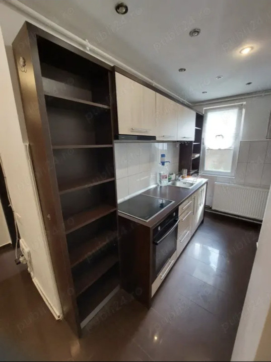 🔑 Garsonieră decomandată de 52 mp în zona De Mijloc – disponibilă din 1 iulie 