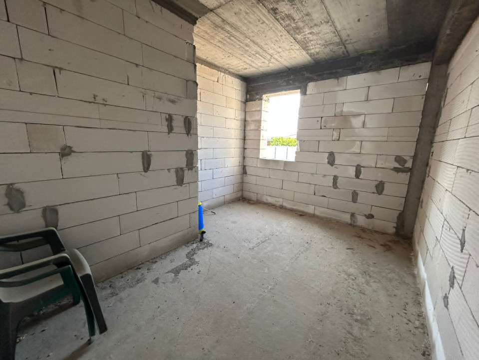 Casa plan parter, 600 mp, 115 mp utili, Metro