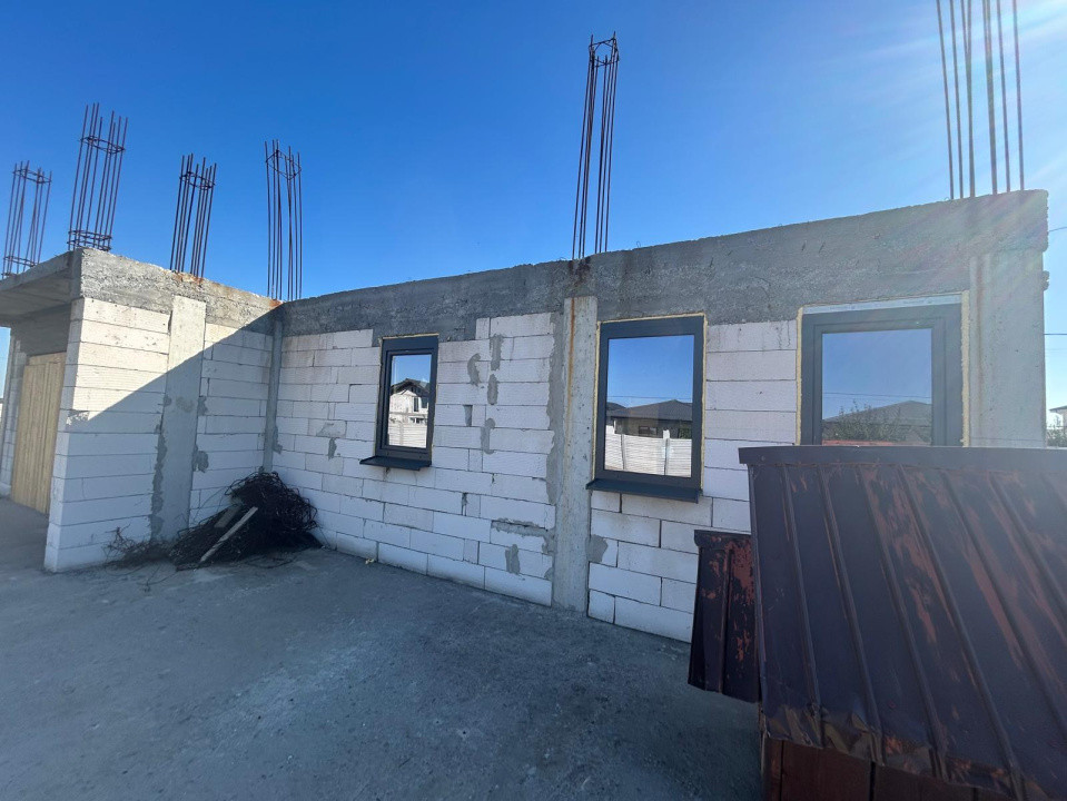 Casa plan parter, 600 mp, 115 mp utili, Metro