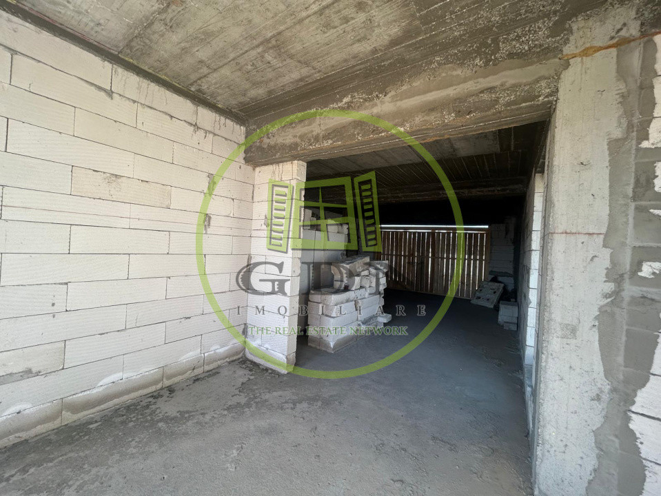 Casa plan parter, 600 mp, 115 mp utili, Metro