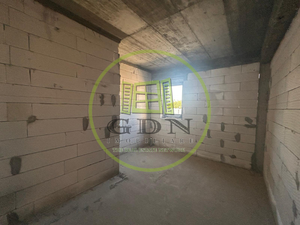 Casa plan parter, 600 mp, 115 mp utili, Metro