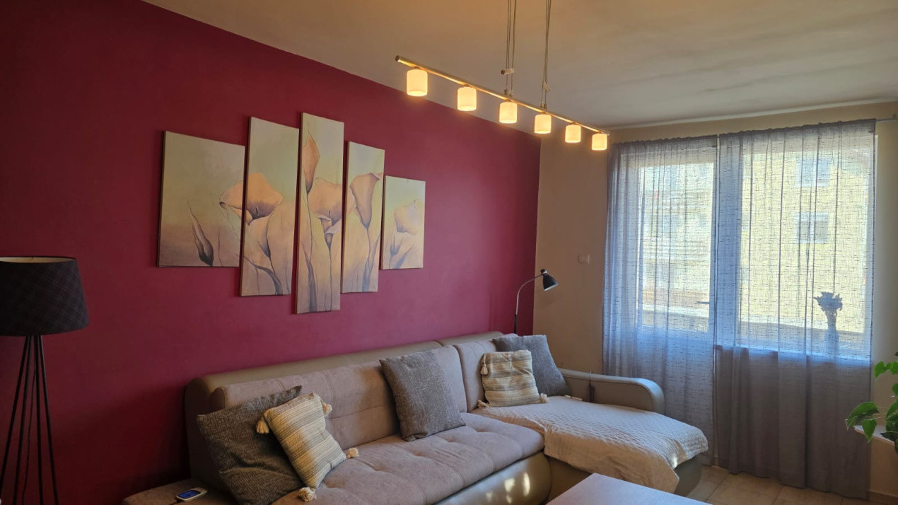 Apartament 3 camere,suprafata utila 76mp,spre inchiriere str Turismului