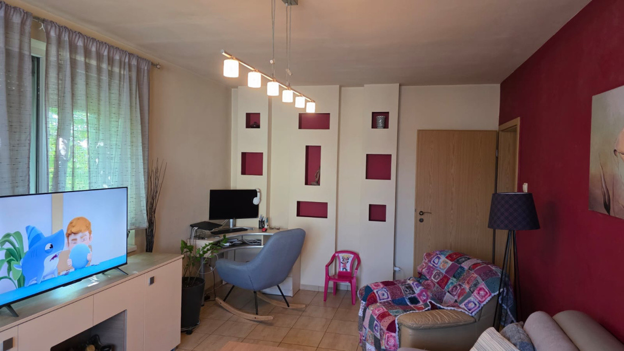 Apartament 3 camere,suprafata utila 76mp,spre inchiriere str Turismului