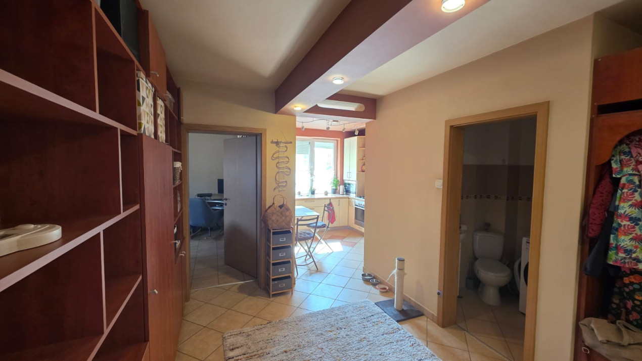 Apartament 3 camere,suprafata utila 76mp,spre inchiriere str Turismului