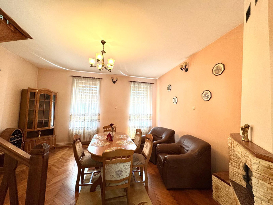 Casa de vanzare - zona centrala - Victoriei 