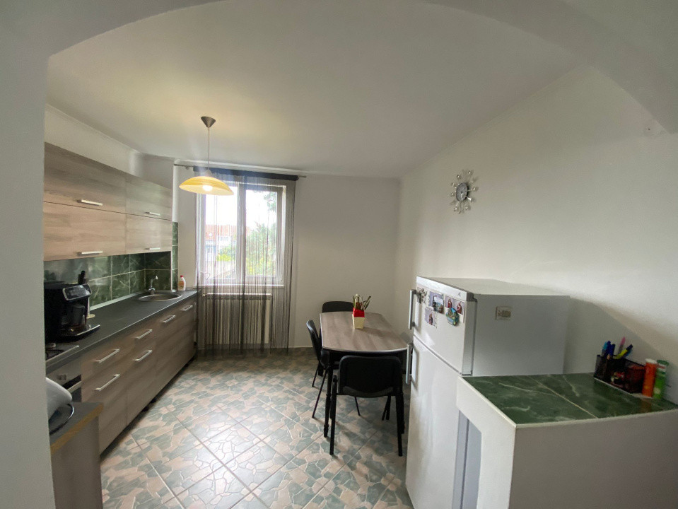 Apartament 3 camere mobilat, utilat, 62mp utili, parcare la liber, Cantemir