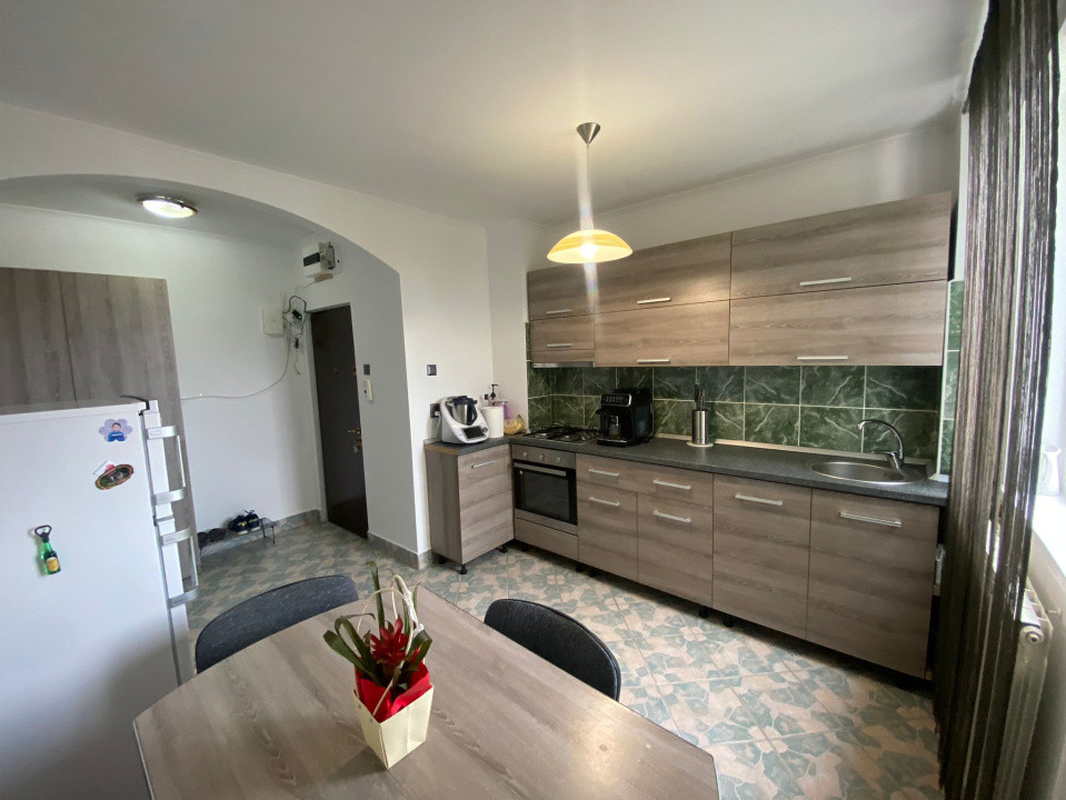 Apartament 3 camere mobilat, utilat, 62mp utili, parcare la liber, Cantemir