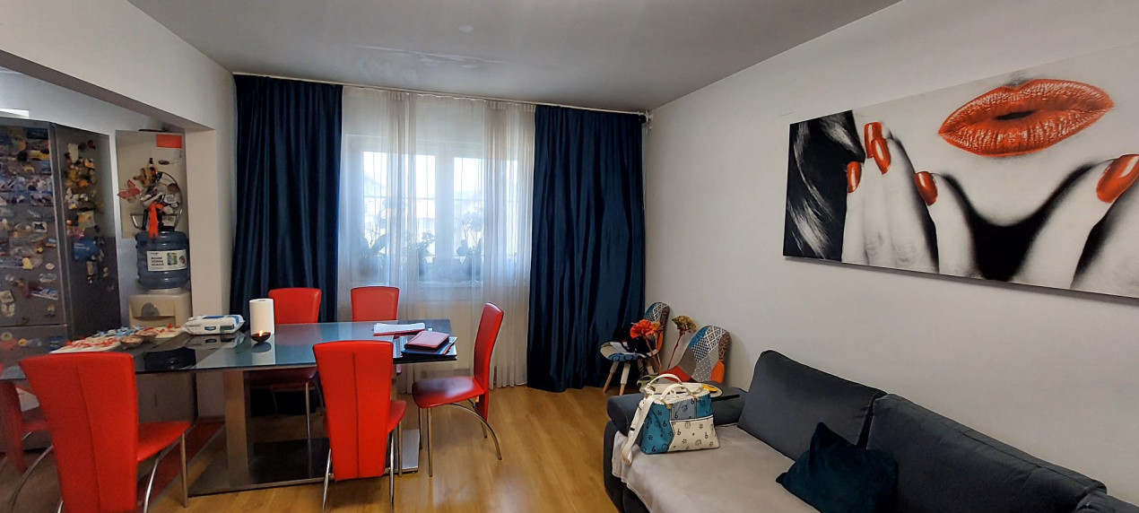 Apartament 3 cam,suprafata utila 79 mp,mansasrda, spre vanzare Compa