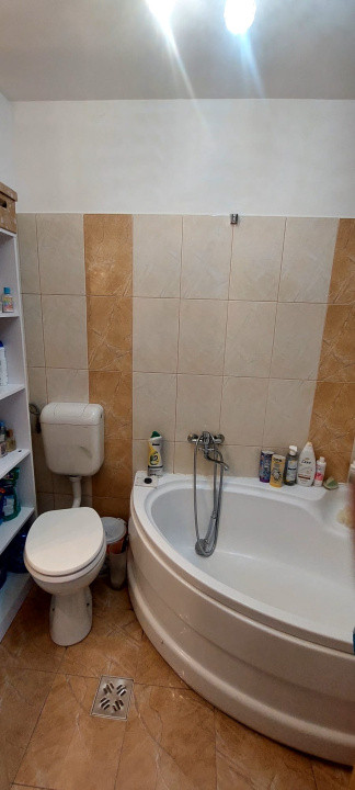 Apartament 3 cam,suprafata utila 79 mp,mansasrda, spre vanzare Compa