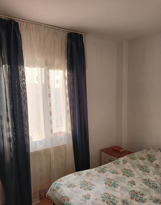 Apartament 3 camere, 72 mp utili, mobilat și utilat, zona Lazaret 